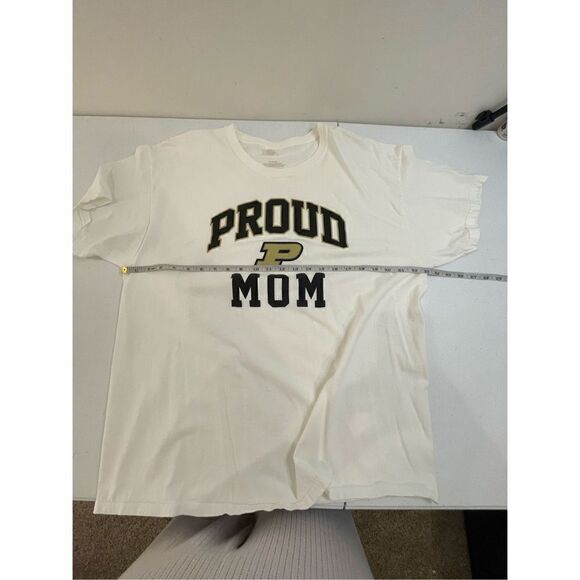 Purdue Proud Mom short sleeve tshirt XL - Picture 3 of 7